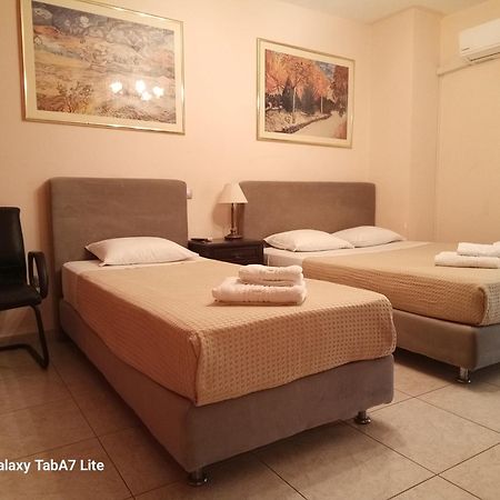 Villa Avatos - Near To The Port Of Rafina And The Airport Of Athens Agios Spyridon  Exteriér fotografie